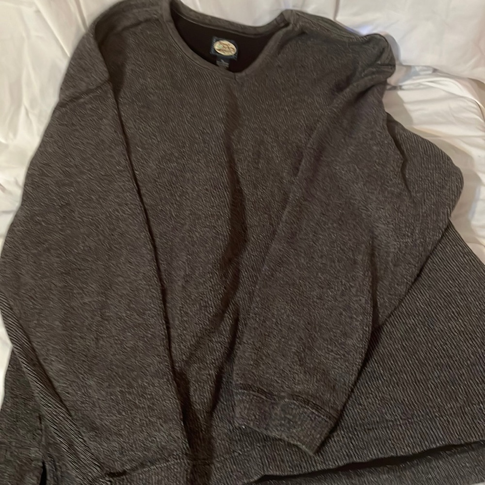 A XL Tommy Bahama grey v neck sweater.